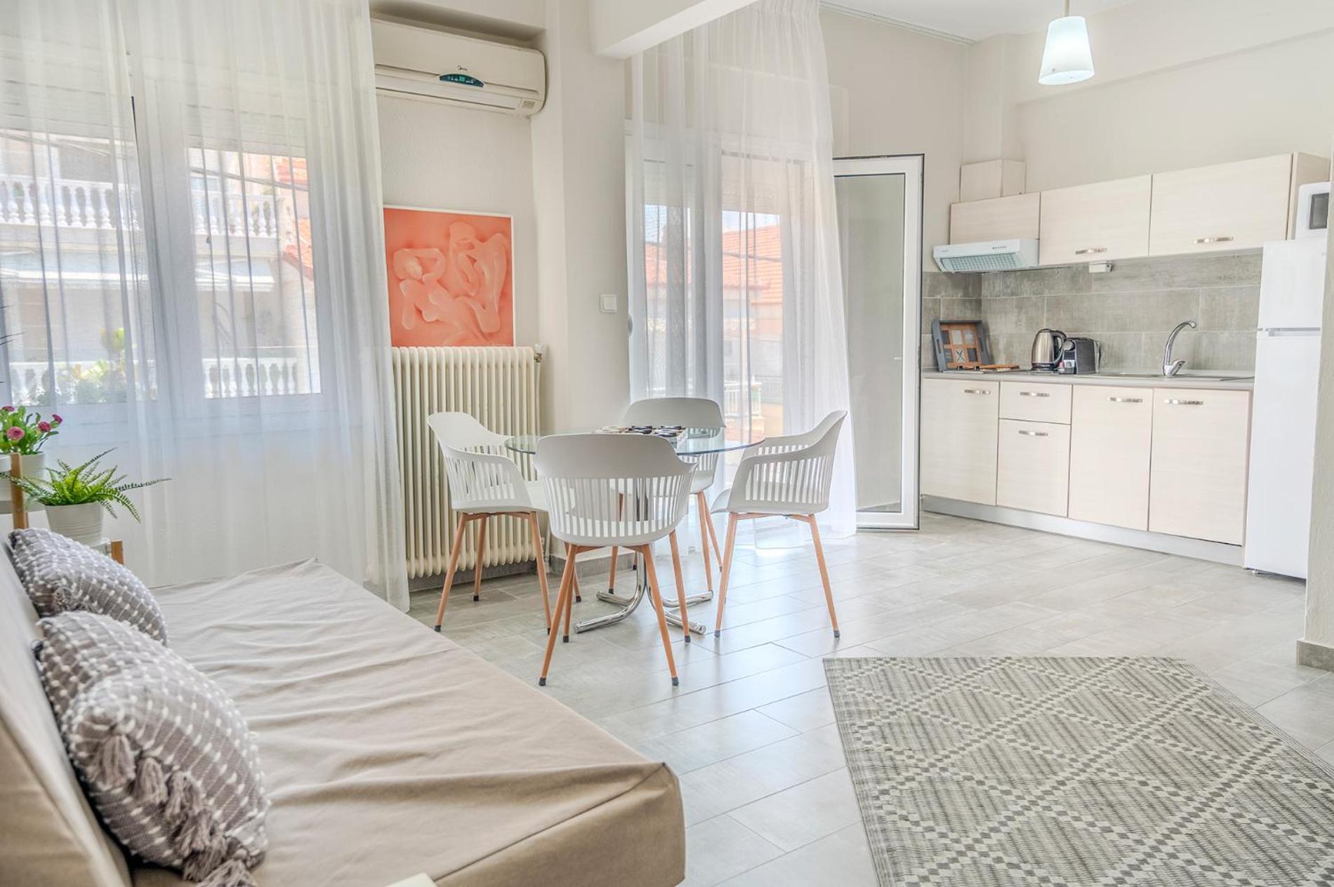 Evangelia Rooms & Apartments - A アスプロヴァルタ エクステリア 写真