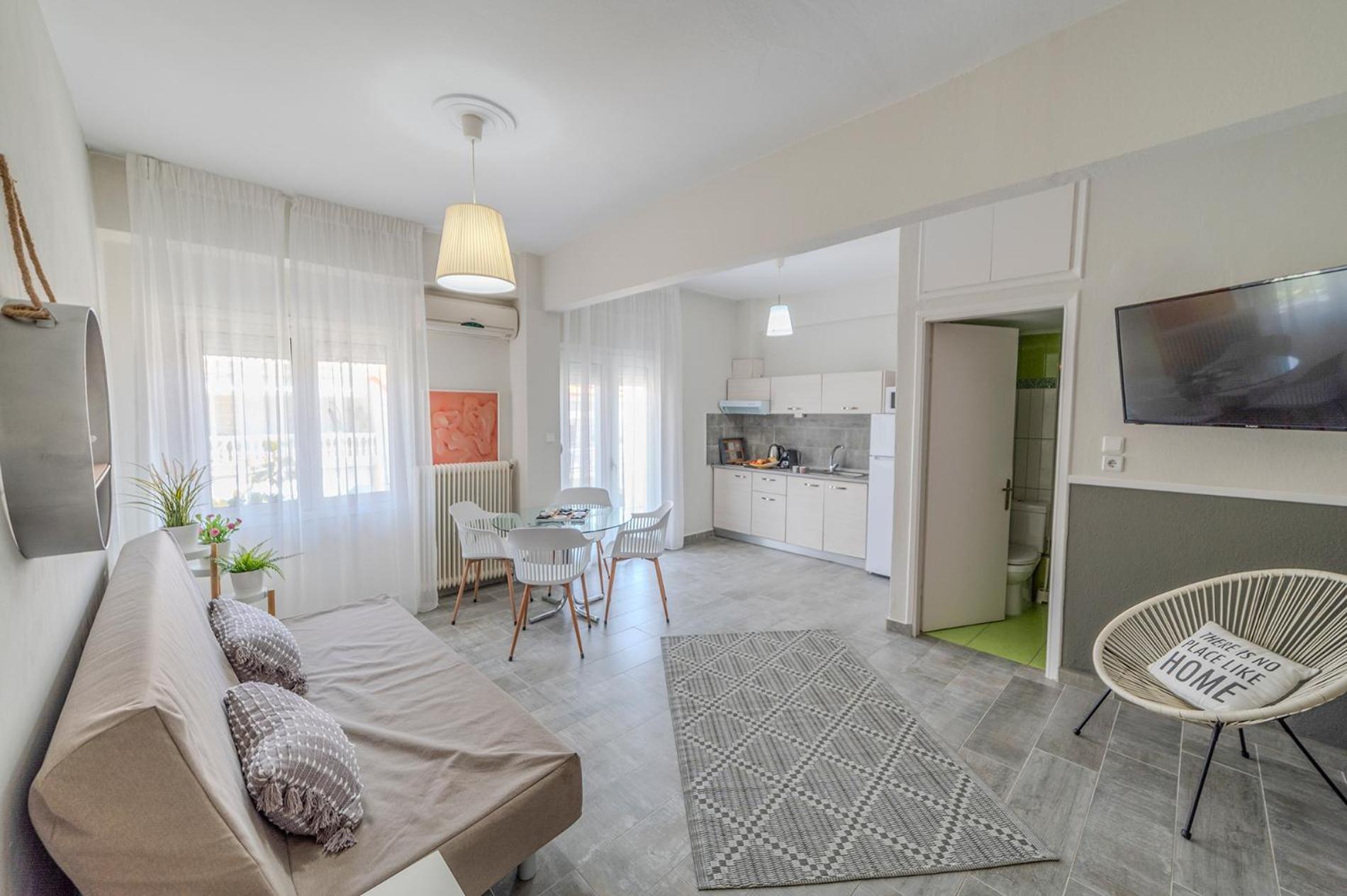 Evangelia Rooms & Apartments - A アスプロヴァルタ エクステリア 写真