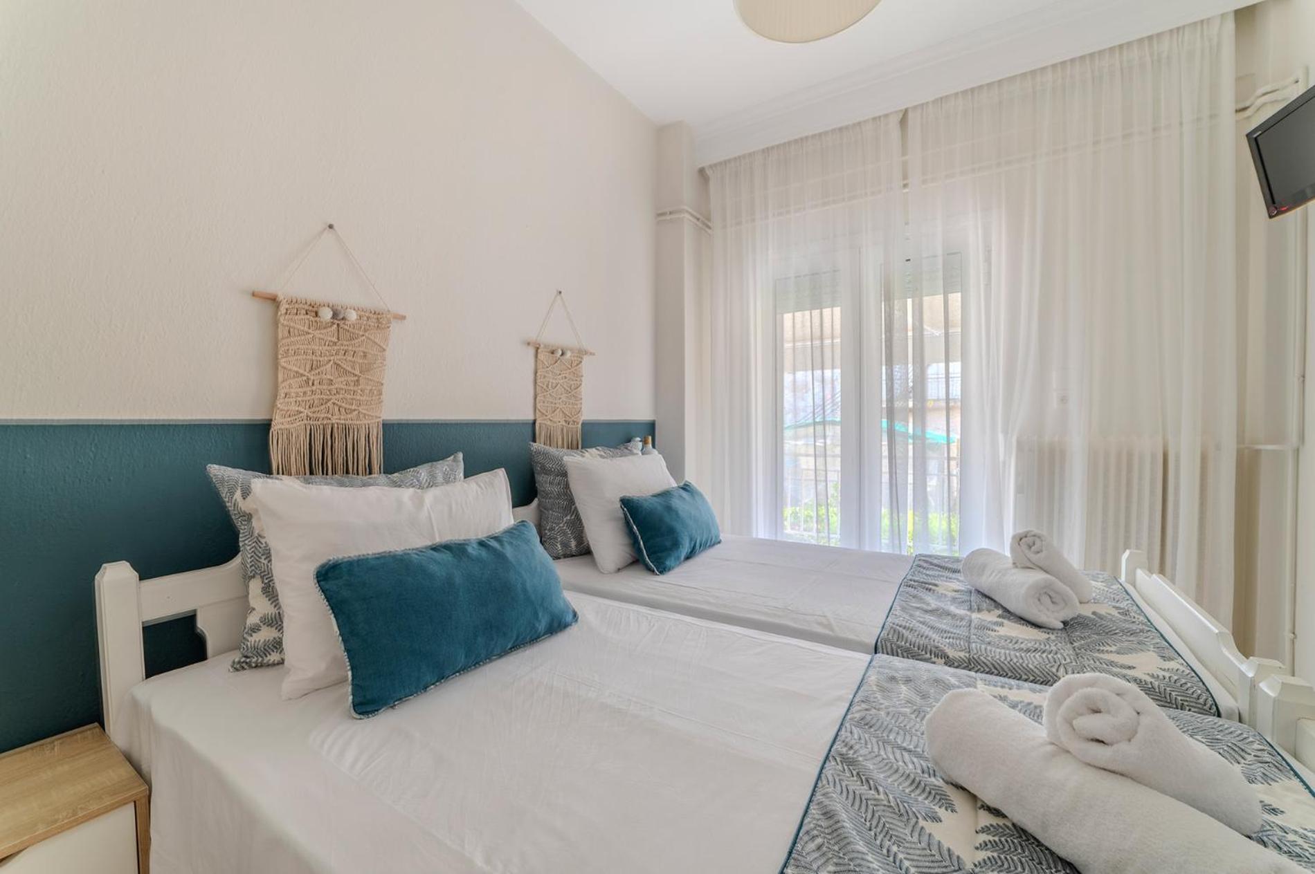Evangelia Rooms & Apartments - A アスプロヴァルタ エクステリア 写真